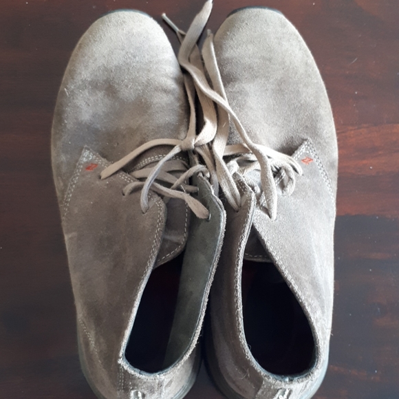 Eddie Bauer mens suede boots.  Sz 11 - Picture 3 of 3